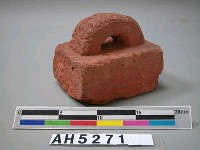 藏品(磚鎮)的圖片